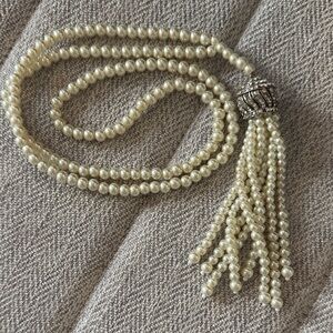 Elegant Pearl Tassel Necklace